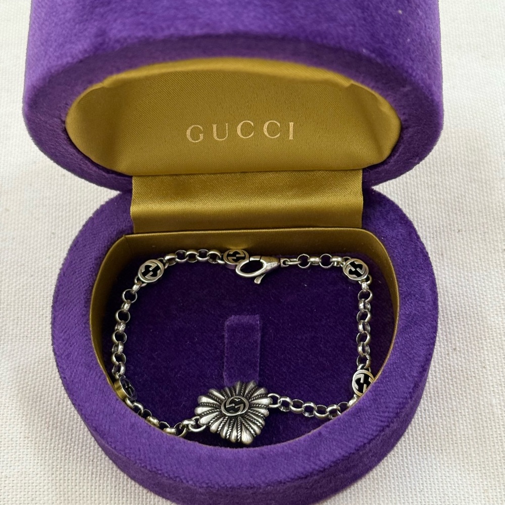 NWOT GUCCI Sterling Silver Black Mother of Pearl Heart Bracelet 17cm/6.7”